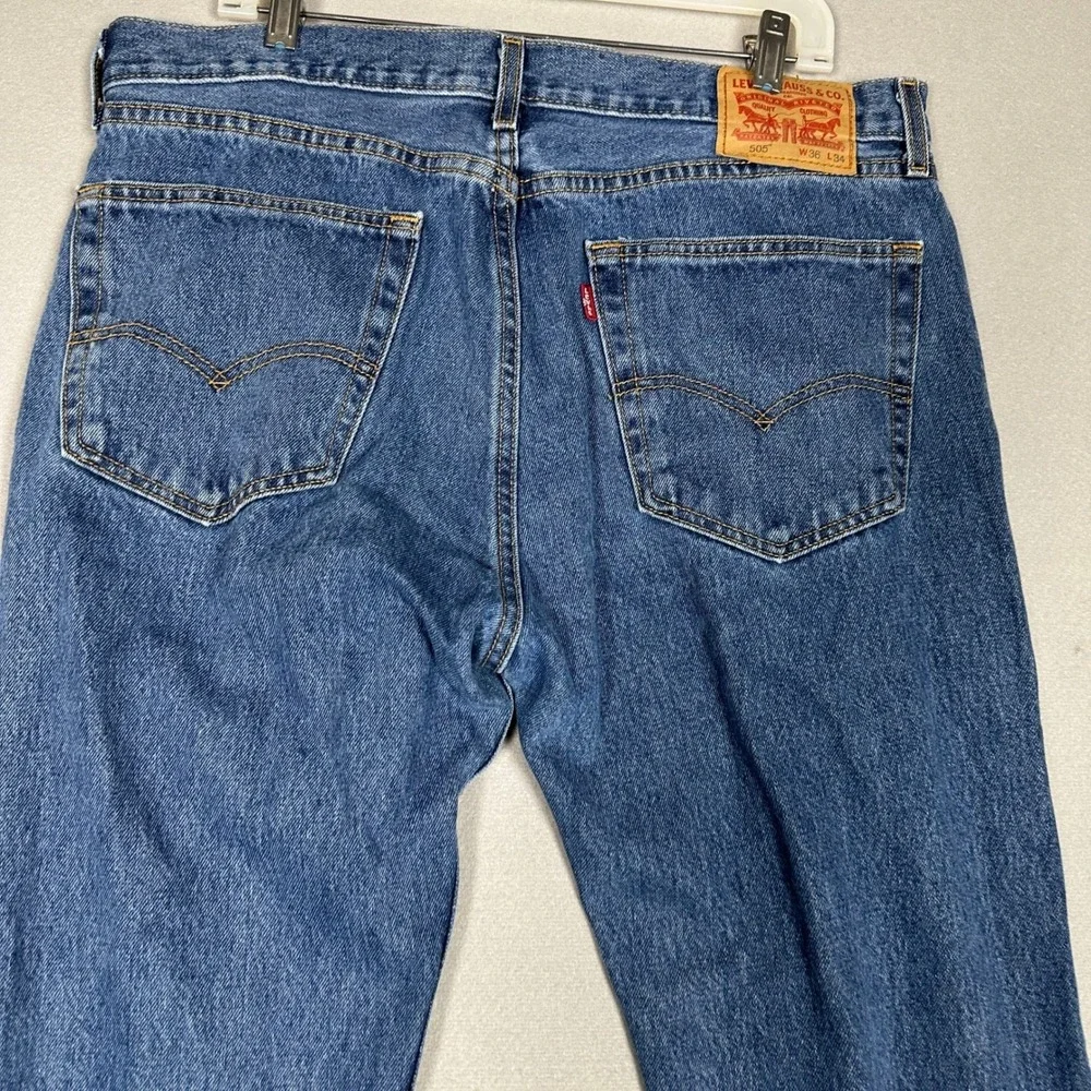 Levis 505 Jeans Mens 36X34 Blue Regular Fit Straight Leg Denim Pants 5-Pocket